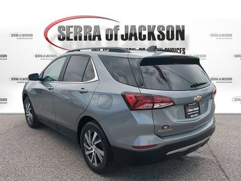 Used 2023 Chevrolet Equinox LT FWD image 7