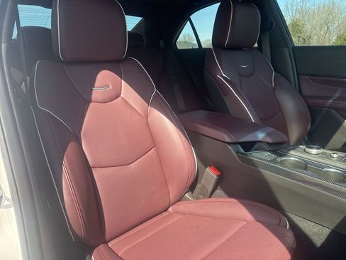 Used 2024 Cadillac CT4 V w/ Technology Package image 43