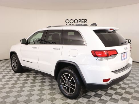 Used 2022 Jeep Grand Cherokee Limited image 24