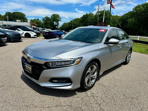 Used 2018 Honda Accord EX image 1