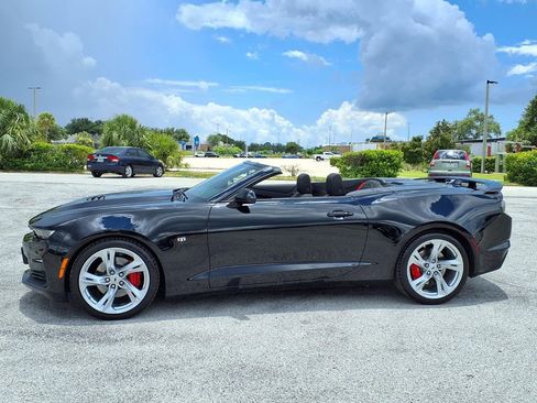 Used 2023 Chevrolet Camaro SS RWD image 4