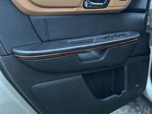 Used 2014 Chevrolet Traverse LTZ w/ LPO, 'HIT The Road' Package image 15