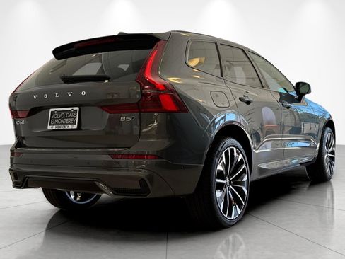 New 2026 Volvo XC60 B5 Ultra w/ Climate Package image 6