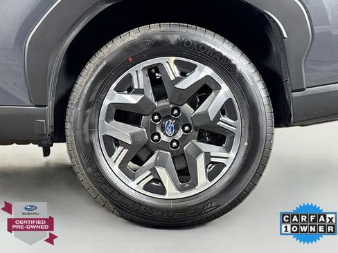 Certified 2025 Subaru Forester Premium image 31