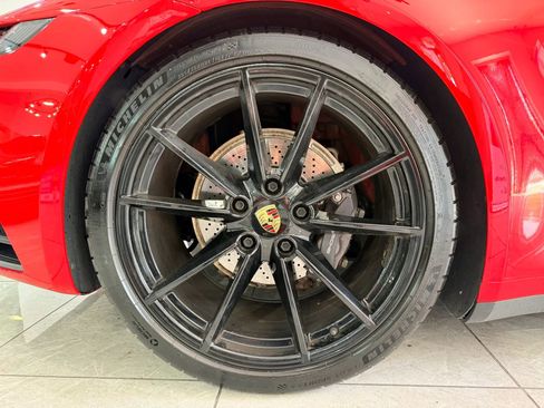 Used 2020 Porsche 911 Carrera image 10