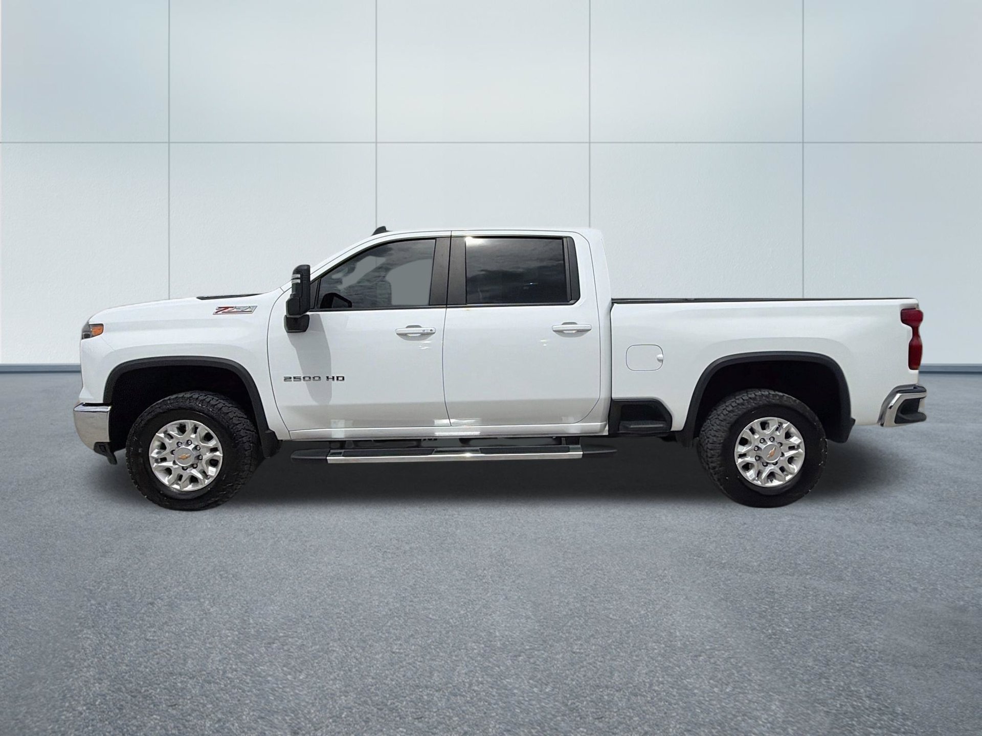 Used 2025 Chevrolet Silverado 2500 LT AWD/4WD image 10