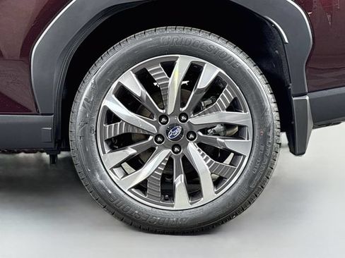 New 2026 Subaru Forester Touring AWD/4WD image 32