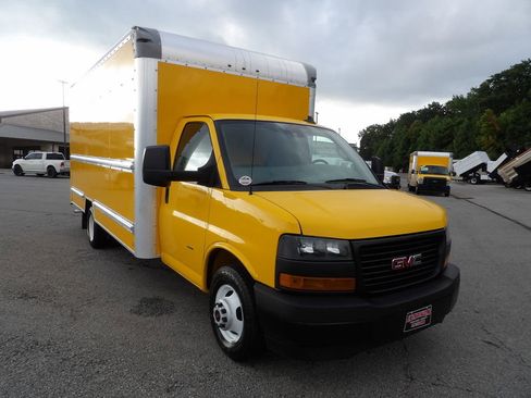Used 2021 GMC Savana 3500 Extended w/ Power Convenience Package image 11