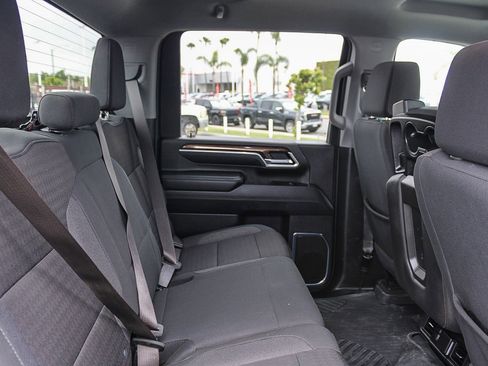 Used 2025 Chevrolet Silverado 2500 LT AWD/4WD image 15