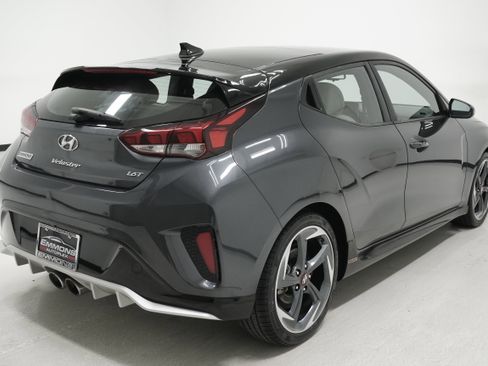 Used 2020 Hyundai Veloster Turbo Ultimate image 4