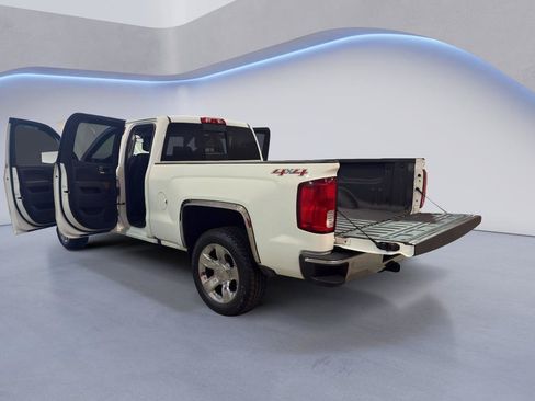 Used 2017 Chevrolet Silverado 1500 LTZ w/ Sport Package AWD/4WD image 12