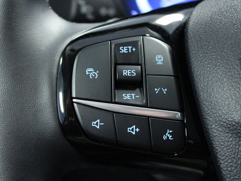 Used 2025 Ford Escape Platinum image 20