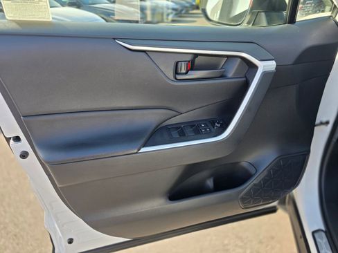 Used 2023 Toyota RAV4 LE image 18