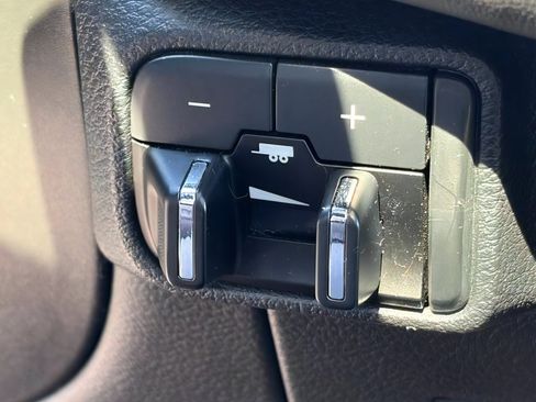 Used 2023 Dodge Durango GT RWD image 31