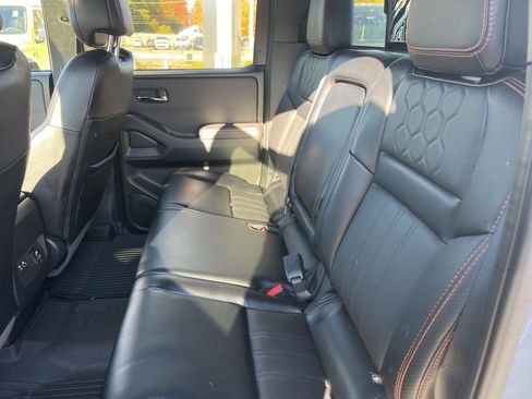 Used 2024 Nissan Frontier PRO-4X w/ Pro Premium Package image 12