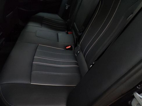 Used 2022 BMW 540i xDrive w/ M Sport Package image 24