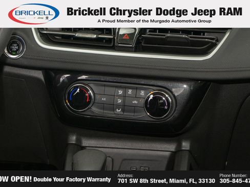 Used 2024 Chevrolet TrailBlazer LT FWD image 22