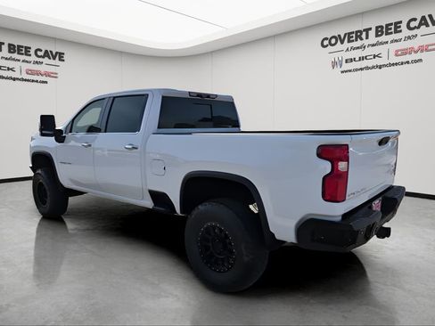 Used 2020 Chevrolet Silverado 2500 High Country w/ Z71 Off-Road Package image 7