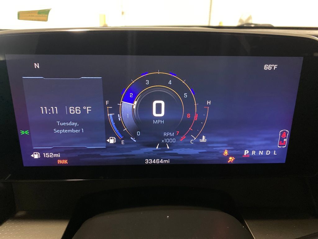 Used 2025 Chevrolet Traverse LT w/ LPO, Floor Liner Package FWD image 21