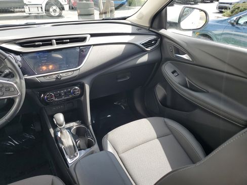 Used 2023 Buick Encore GX Select w/ Sport Touring Package FWD image 17