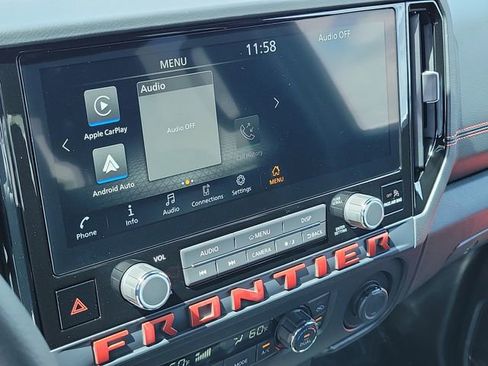 Used 2025 Nissan Frontier PRO-4X w/ Pro Convenience Package image 25