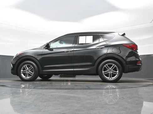 Used 2017 Hyundai Santa Fe Sport FWD image 21