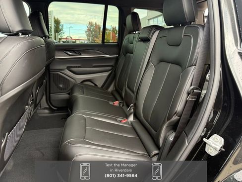 New 2025 Jeep Grand Cherokee Limited w/ Black Appearance Package image 25