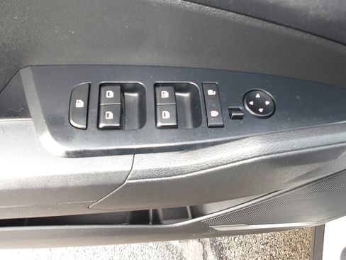 Used 2023 Kia Sportage LX AWD/4WD image 16
