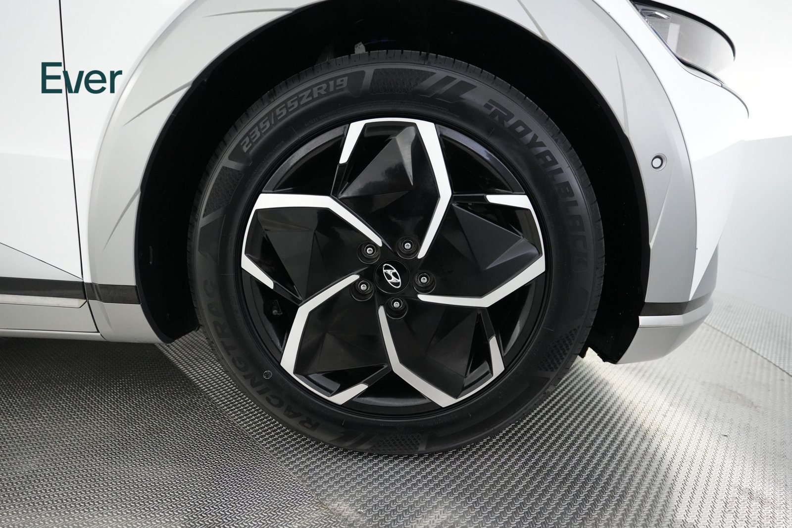 Used 2024 Hyundai Ioniq 5 Limited RWD image 20