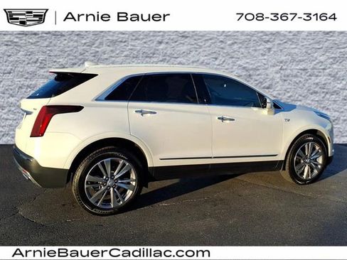 Certified 2025 Cadillac XT5 Premium Luxury image 6