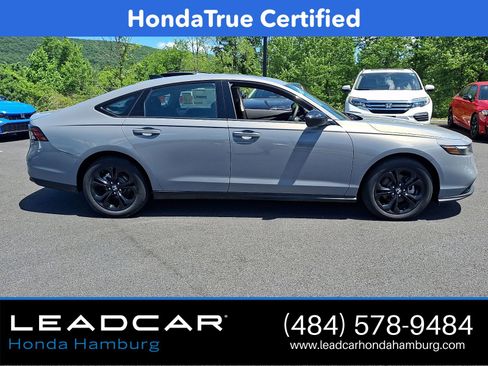 Certified 2025 Honda Accord SE image 10