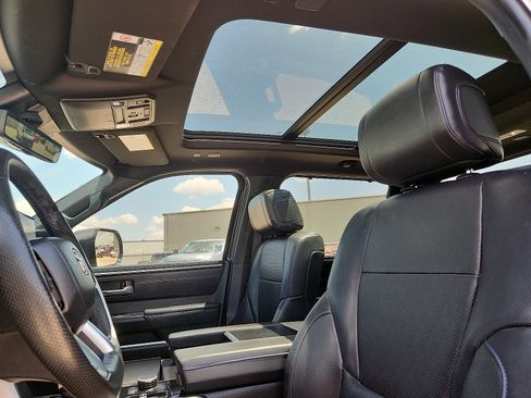 Used 2023 Toyota Tundra Platinum AWD/4WD image 12