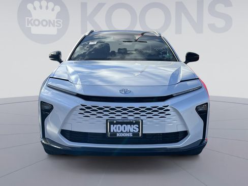 New 2025 Toyota Crown Signia image 4