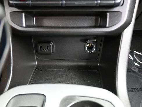 Used 2022 Chevrolet Colorado LT w/ LT Convenience Package RWD image 26