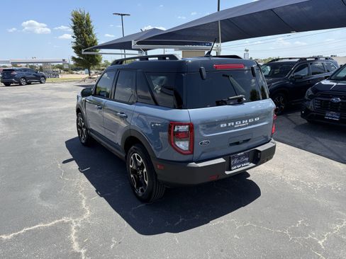 Used 2024 Ford Bronco Sport Outer Banks w/ Tech Package AWD/4WD image 5