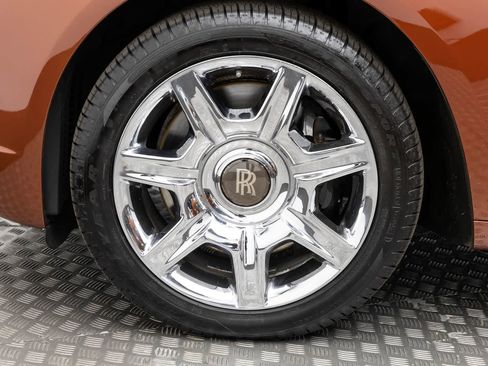Used 2013 Rolls-Royce Ghost RWD image 48