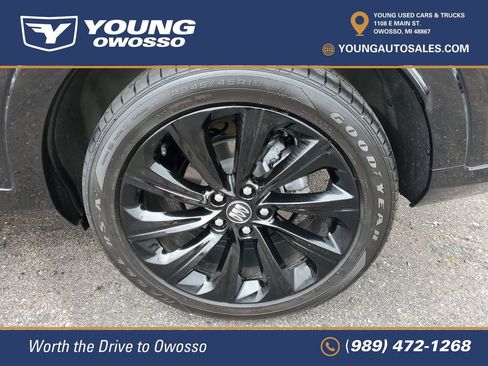 Used 2025 Buick Envista Sport Touring w/ Experience Buick Package FWD image 33