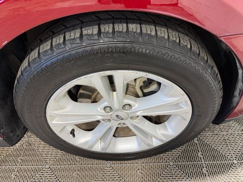 Used 2015 Ford Taurus SEL w/ Equipment Group 201A image 11