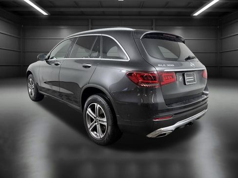 Used 2022 Mercedes-Benz GLC 300 4MATIC image 3