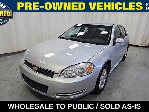 Used 2009 Chevrolet Impala LT FWD image 3