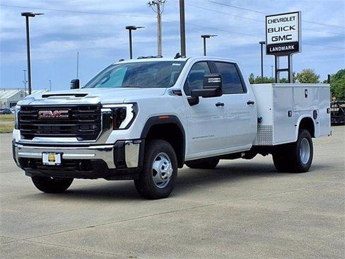 New 2025 GMC Sierra 3500 Pro w/ Convenience Package image 2