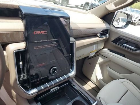 New 2026 GMC Yukon XL Denali AWD/4WD image 26