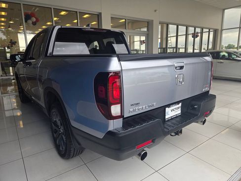 Used 2021 Honda Ridgeline Sport image 8