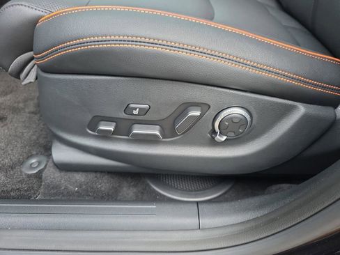 New 2026 Genesis GV70 3.5T Sport Advanced AWD/4WD image 19