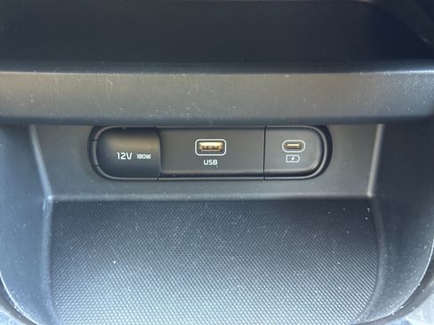 Used 2024 Kia Seltos S FWD image 29