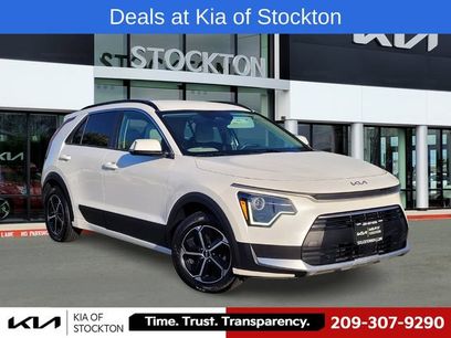 Used 2023 Kia Niro EX