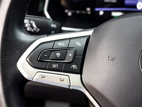 Used 2023 Volkswagen Jetta SE image 18