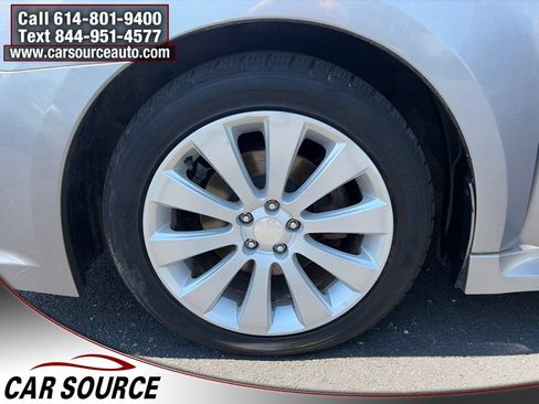 Used 2010 Subaru Legacy 2.5i Limited AWD/4WD image 25