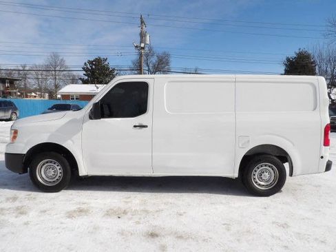 Used 2019 Nissan NV 1500 S image 9