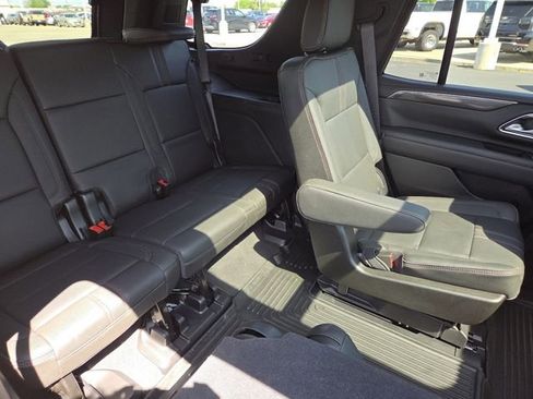 Used 2021 Chevrolet Tahoe RST w/ Luxury Package AWD/4WD image 30